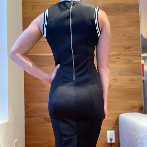 Black and with dress⚫️⚪️ - Picture 2 of 3